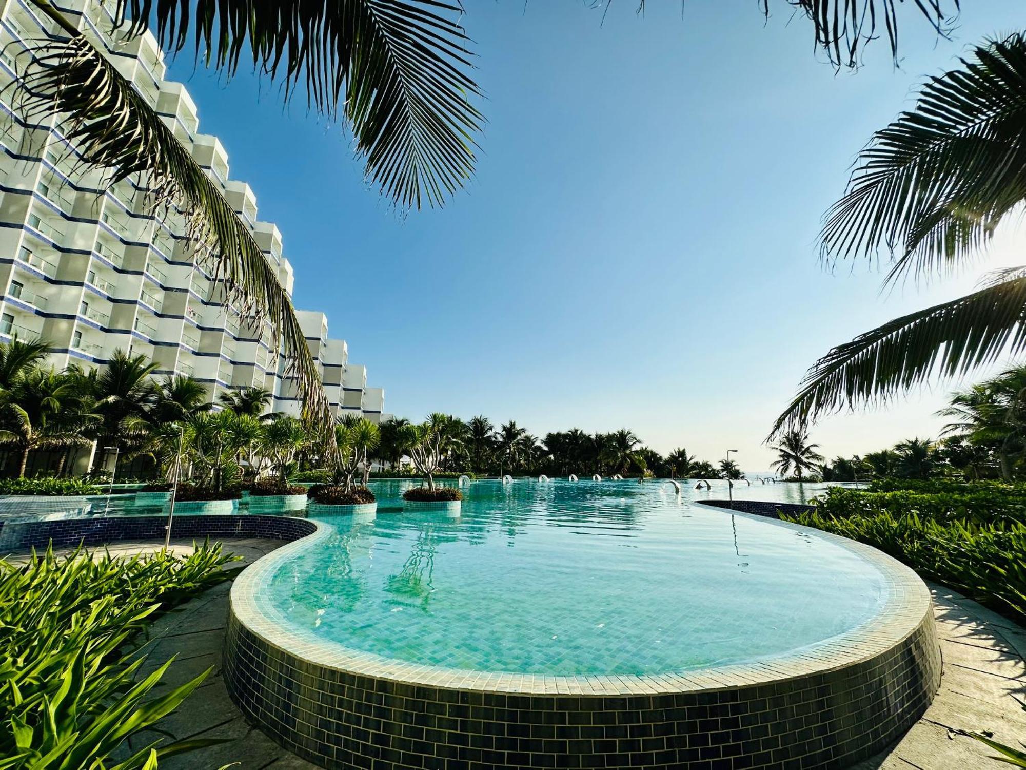 Апартаменти The Cam Ranh Oceanview Екстер'єр фото