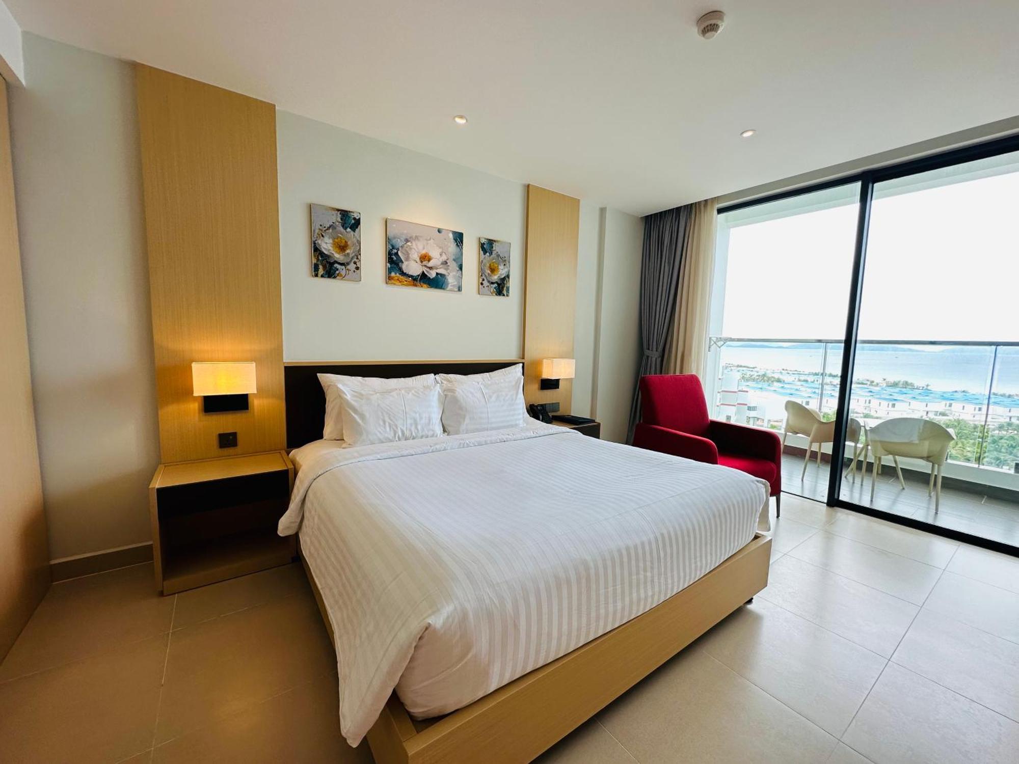 Апартаменти The Cam Ranh Oceanview Екстер'єр фото